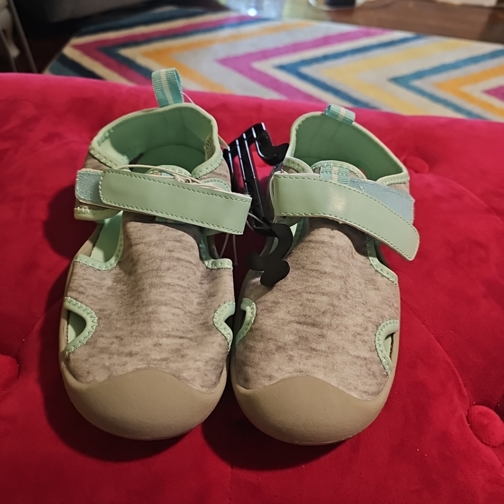 NWT Girls Kids Size 13 Wave Zone Kai Grah Aqua Sandals Water Shoes